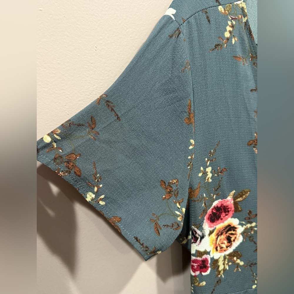 SHEIN Plus 2X Gray Pink Floral‎ Asymmetrical Wrap Dress Cottagecore - Picture 7 of 14